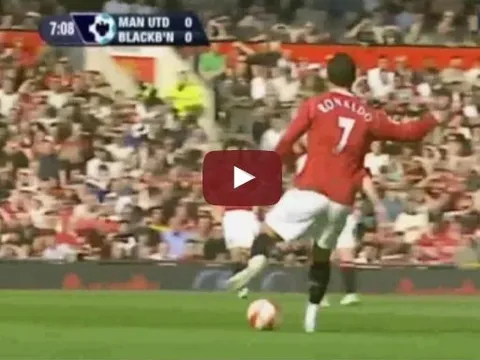 Cristiano Ronaldo biểu diễn tuyệt kĩ vs Blackburn