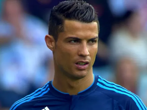 Siêu phẩm đá phạt của Cristiano Ronaldo trước Celta Vigo