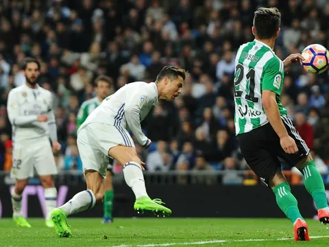 Cristiano Ronaldo - Vua đánh đầu La Liga