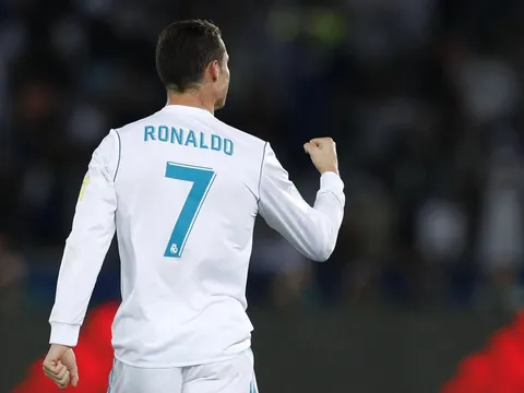 CỰC NÓNG: Chiều lòng Ronaldo, Real Madrid nâng lương cực khủng