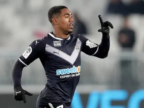 CỰC NÓNG: Tung 'tuyệt chiêu', Arsenal chốt bom tấn Malcom