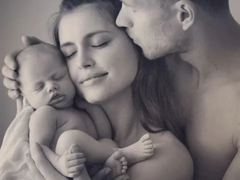 Cuộc sống viên mãn của Edin Dzeko