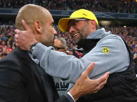 Cuối cùng, Klopp cũng 'ngang hàng' Guardiola
