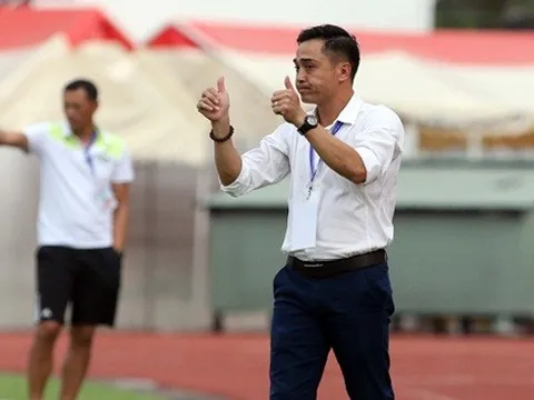 Cựu HLV Sài Gòn FC bảo vệ thủ môn Bùi Tiến Dũng sau sai lầm