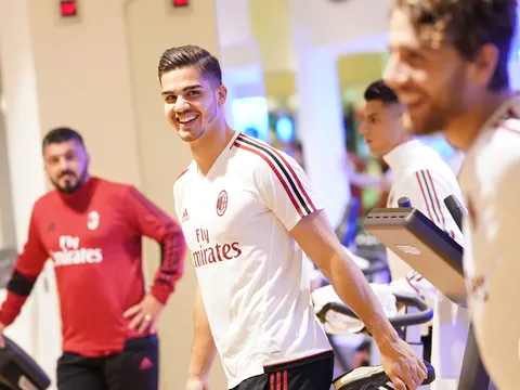Đả bại Roma, thầy trò Gattuso chưa vội trở về Milan