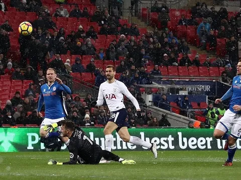 Đại thắng nhược tiểu, Tottenham ghi danh vào tứ kết FA Cup