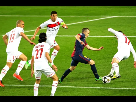 Đẳng cấp giữ bóng 'dính như keo' của Andres Iniesta