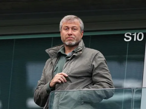 Abramovich: Thói "chơi ngông" của gã tỷ phú báo hại Chelsea