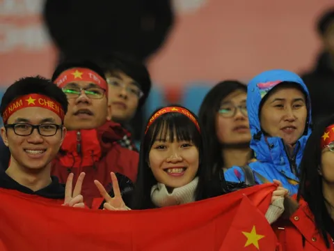 Bóng đá và ngọn lửa nồng ấm...