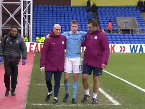 De Bruyne nguy cơ GÃY CHÂN, Man City trả giá đắt