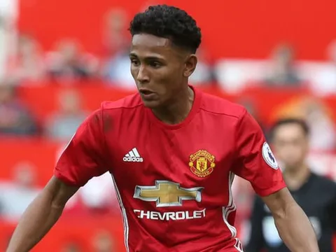 Demetri Mitchell - Sao trẻ vừa chia tay Quỷ đỏ