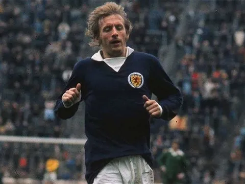 Denis Law: Xứng danh huyền thoại Quỷ đỏ