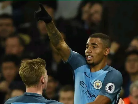 ĐHTB vòng 23 Ngoại hạng Anh: Người Man City rực sáng