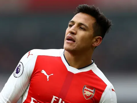 Đi tham quan Emirates, CĐV nhận tin sốc về Alexis Sanchez