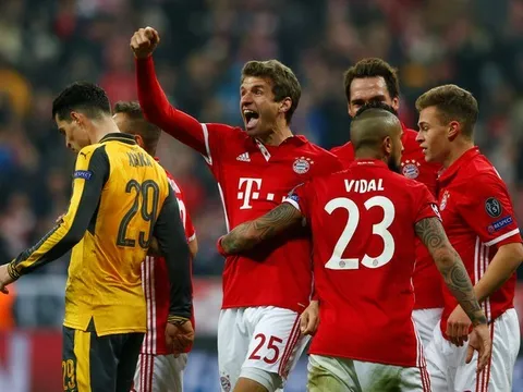Điểm tin sáng 16/02: Bayern thảm sát Arsenal; Ronaldo phá kỉ lục; M.U mua tiền đạo 100 triệu