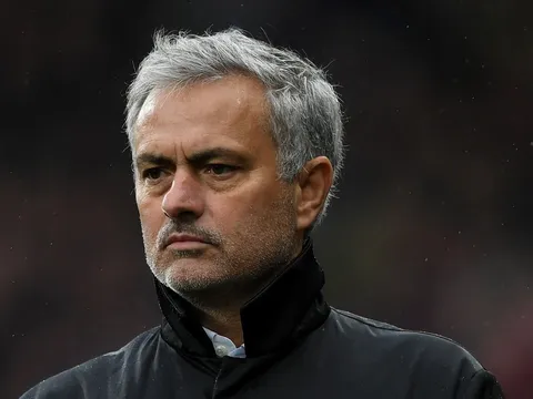 Điểm tin sáng 19/03: Man Utd gặp khó ở bán kết FA Cup, Mourinho thanh lí hàng loạt