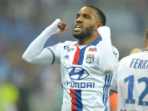 Điểm tin tối 06/02: Martial hé lộ tương lai; Arsenal bị tiền đạo Lyon ngó lơ