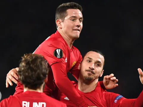 Điểm tin tối 24/02: M.U nhẹ gánh tại Europa League; Isco khiến Zidane nổi giận