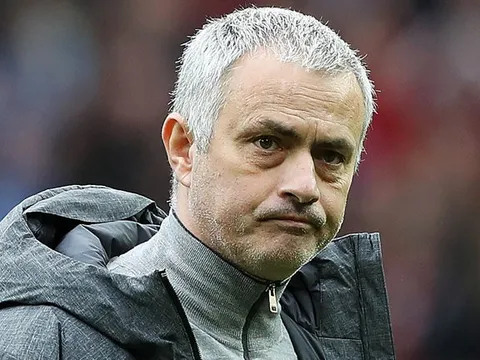 Điểm tin tối 31/03: Mourinho thấy tiếc Schweinsteiger, Thái Lan mất ‘đại tướng’