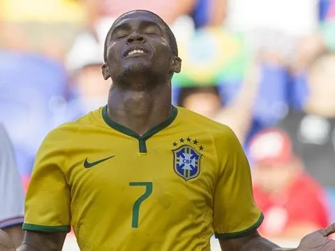 Dính chấn thương, sao Bayern lỡ hẹn với tuyển Brazil