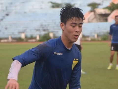 Đỗ Duy Mạnh: “V-League là một môi trường khắc nghiệt”