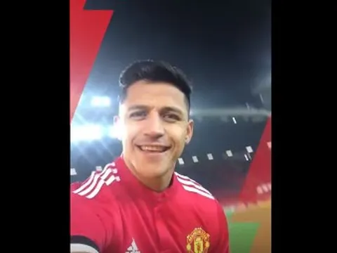 Đoạn clip tự sướng của Sanchez khi vừa đặt chân đến Old Trafford
