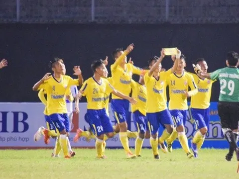 U19 Hà Nội và U19 Đồng Tháp thị uy sức mạnh