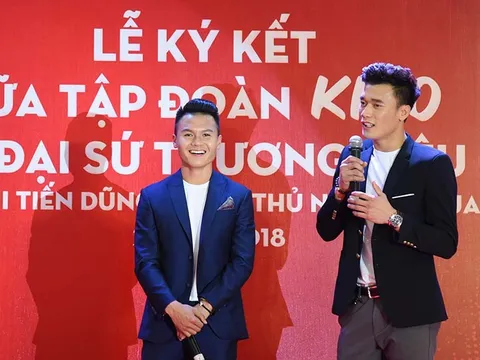 Tiến Dũng - Quang Hải bối rối khi lần đầu làm chuyện ấy