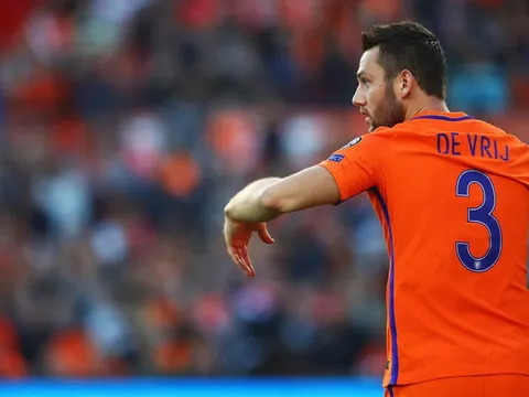 Được bật đèn xanh, Liverpool có cặp siêu trung vệ Hà Lan bay