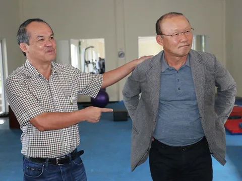 Điểm tin bóng đá Việt Nam tối 30/01: Thầy Park khen ngợi tầm nhìn của bầu Đức