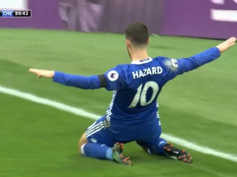 Eden Hazard khiến Man City khổ sở ở lượt đi