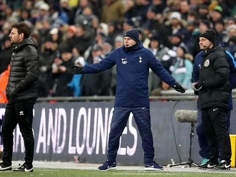 Tottenham nhiều lần 'tụt cảm xúc', Pochettino phản đối sử dụng VAR