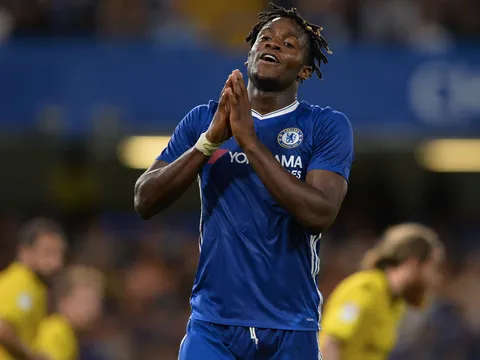 Em trai của Batshuayi sẽ là 'người thế thân' để Chelsea mua Llorente
