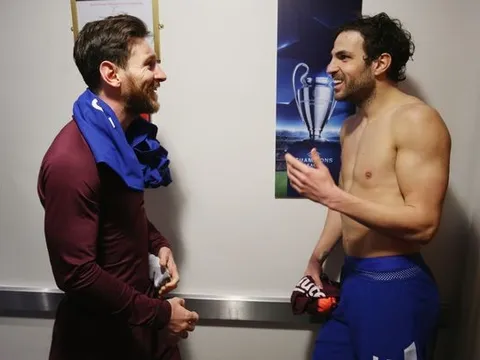 Fabregas hứa sẽ 'bắt chết' Messi