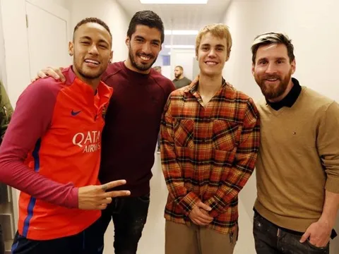 Những người nổi tiếng là fan của Barcelona