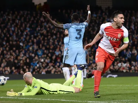 Fan kêu gọi Mourinho đưa Falcao trở lại MU