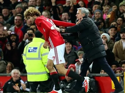 Fellaini được trọng thưởng hay chiêu trò của MU?