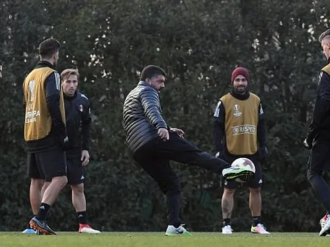 Gattuso dạy học trò dứt điểm, AC Milan chờ phá lưới Arsenal