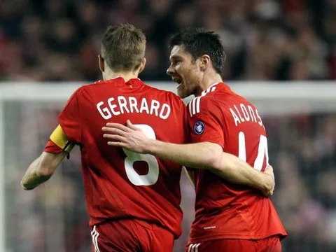 Gerrard, Alonso chuẩn bị tái hiện 'tháng năm rực rỡ' của Liverpool