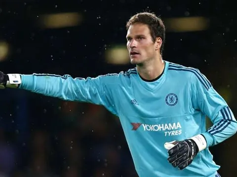 Giải cứu người thừa Chelsea, CLB Anh gặp khó