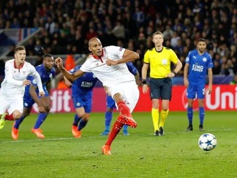 Góc chiến thuật: Shakespeare cáo già thế nào trước Sampaoli?