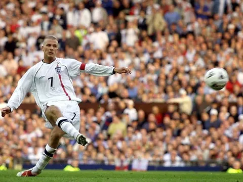 Góc siêu phẩm: Beckham sút phạt tuyệt đỉnh như thế nào?