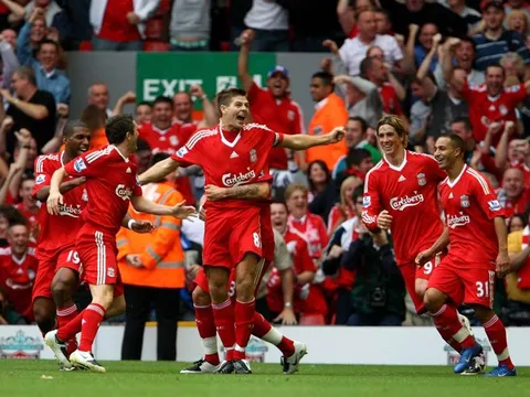 Góc siêu phẩm: Gerrard tung cú sút không tưởng vào lưới Middlesbrough