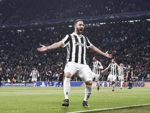 Gonzalo Higuain thể hiện ra sao vs Tottenham?