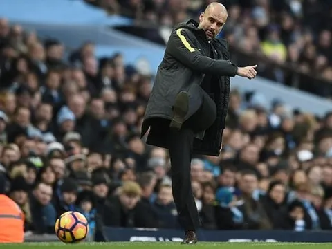 Guardiola, Wenger và câu chuyện 'bền vững top 4'