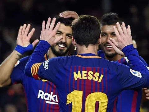 Hàng công rực sáng, Barcelona phá lời nguyền ‘Anoeta’