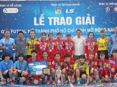 Chung kết giải futsal nữ TP.HCM mở rộng: Hà Nội lên ngôi vô địch