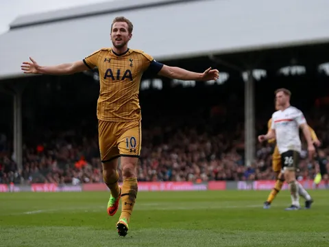 Harry Kane lập hattrick, Gà trống gáy vang tại FA Cup