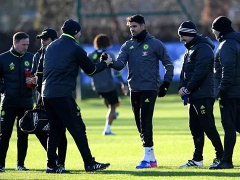 Hậu Scandal, Costa lại được Chelsea chào đón trên sân tập