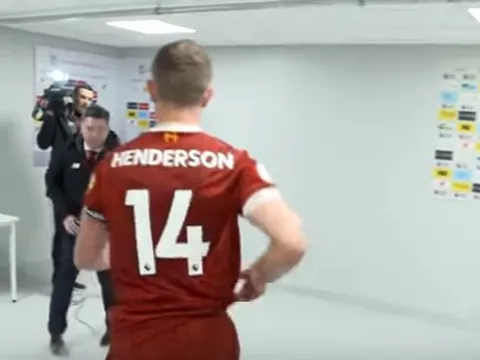 Hậu trường tại Anfield sau trận thắng Watford